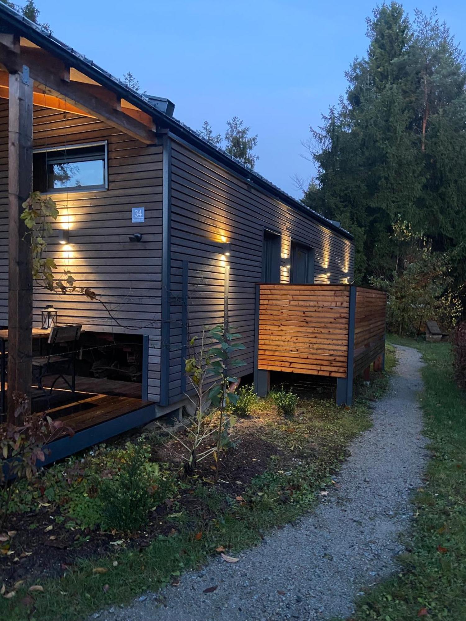 Modernes Tinyhouse Trailer Cabins Am Waldrand - Mit Seezugang Eging Exteriör bild