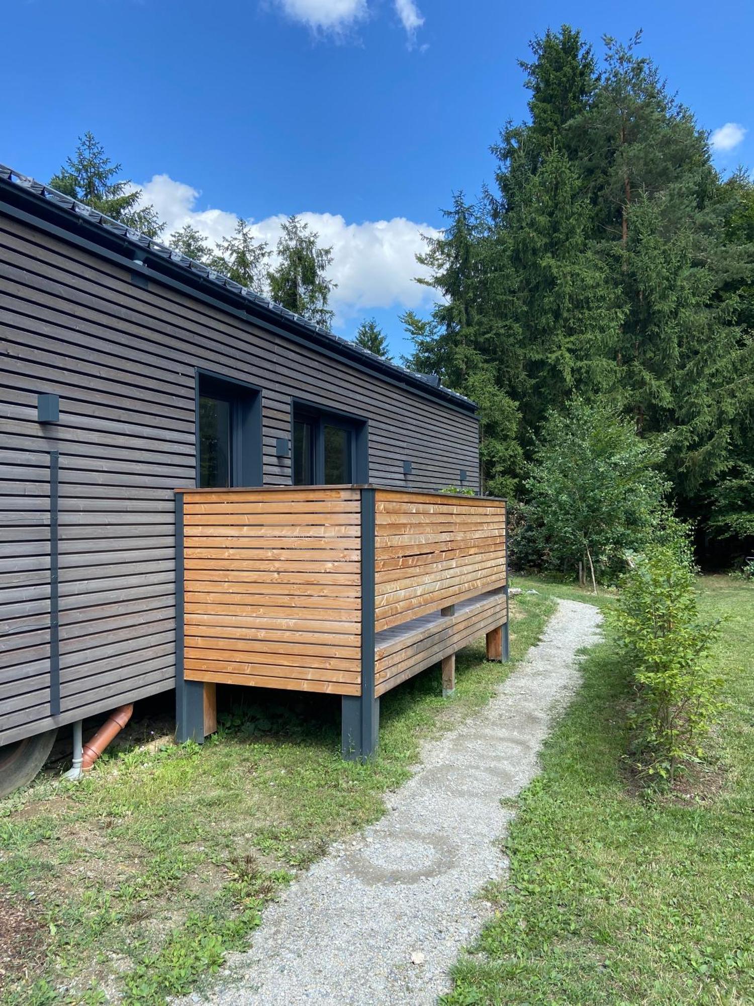 Modernes Tinyhouse Trailer Cabins Am Waldrand - Mit Seezugang Eging Exteriör bild