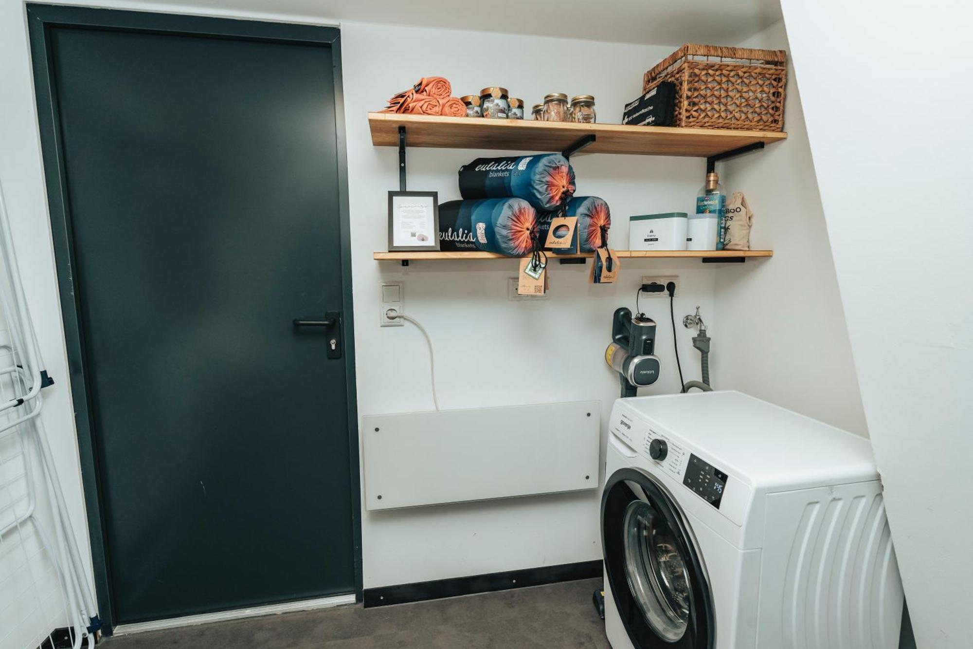 Modernes Tinyhouse Trailer Cabins Am Waldrand - Mit Seezugang Eging Exteriör bild