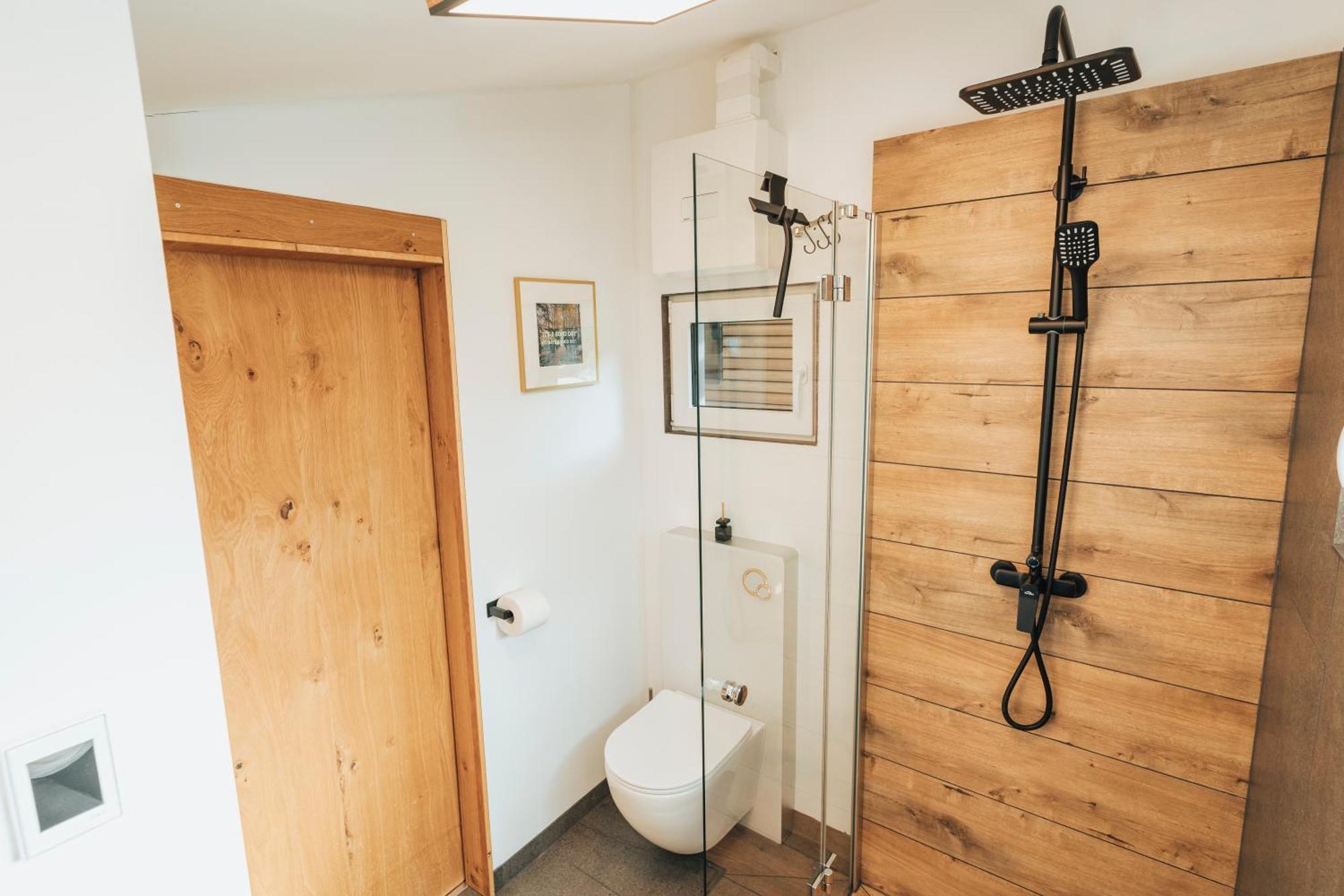Modernes Tinyhouse Trailer Cabins Am Waldrand - Mit Seezugang Eging Exteriör bild